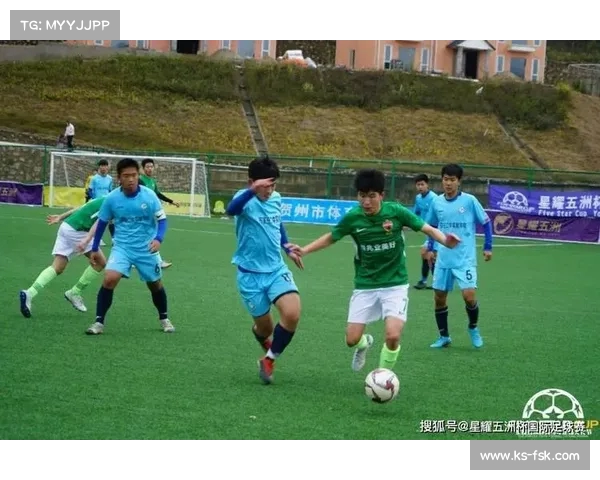扬州队队医严阵以待 确保球员安全与快乐并重的比赛理念 扬州队队医严阵以待 确保球员安全与快乐并重的比赛理念